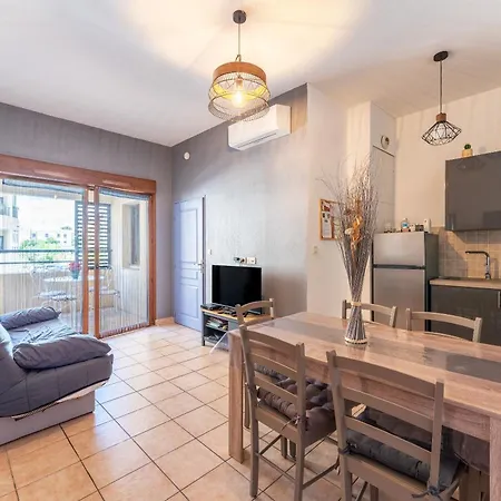 Des Cedres Apartment